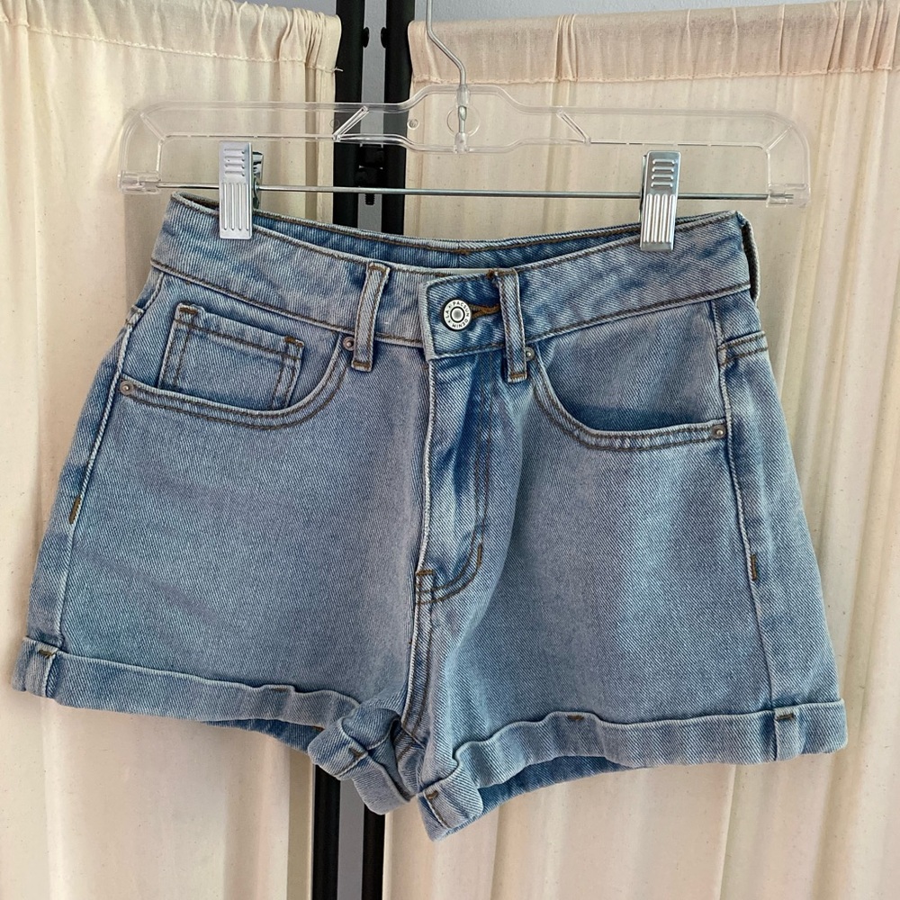 Pacsun light blue mom short